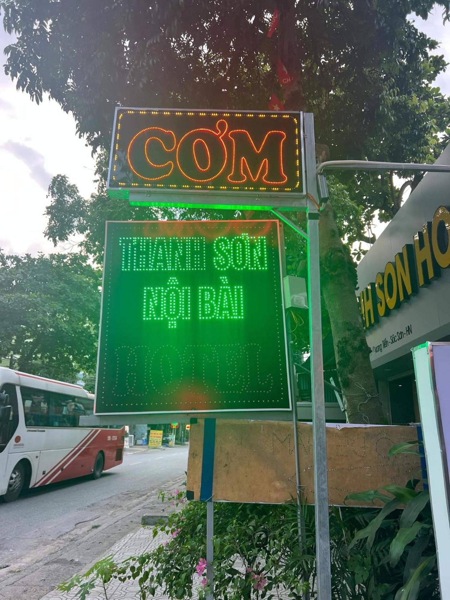 Khach San Thanh Son Noi Bai Hanoi Exterior photo